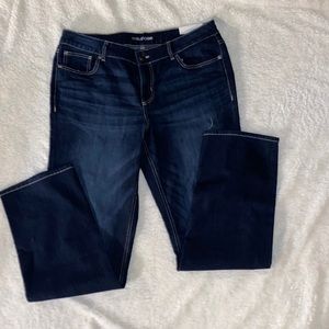 Mid rise Maurice’s jeans 16